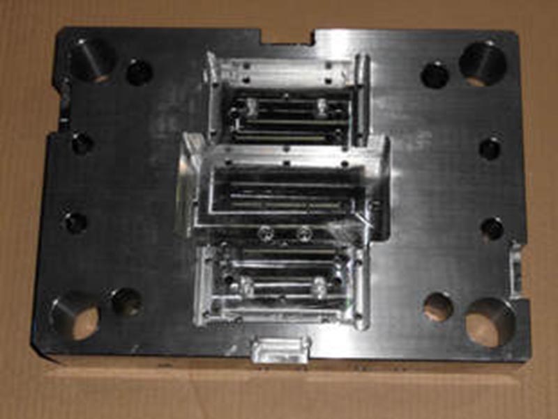 舒城精密塑料模-06